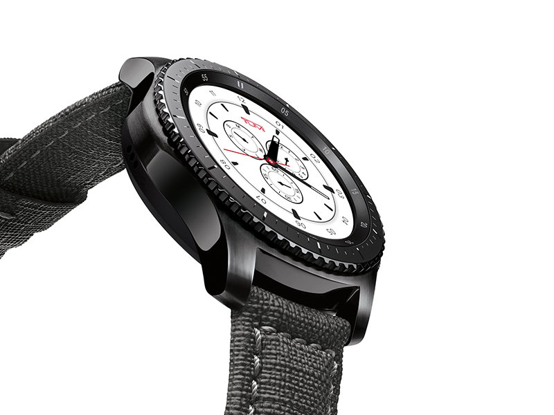 Samsung a anunțat Gear S3 Frontier TUMI Special Edition